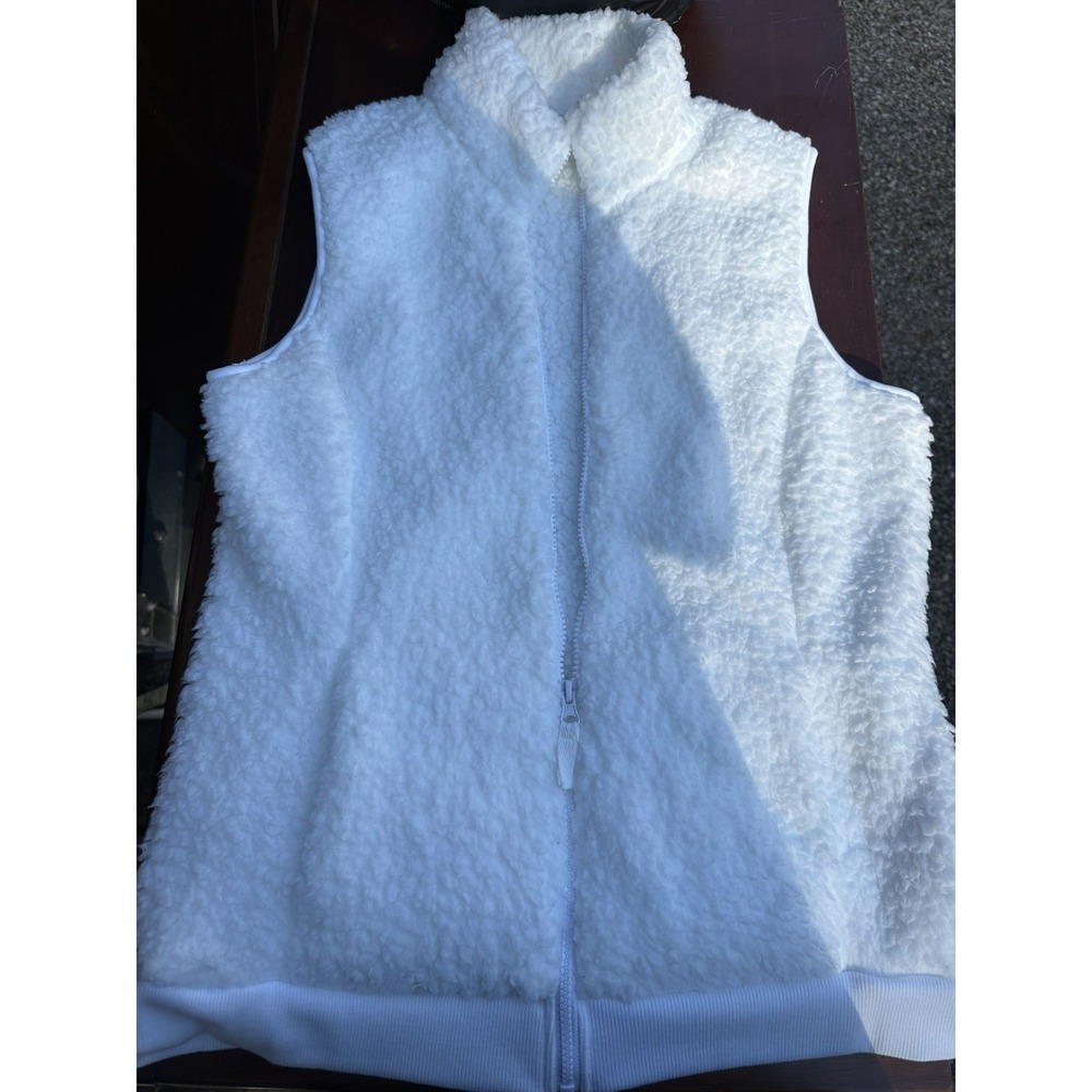 NWOT- TIME & TRU WHITE SIZE M (8-10) FULL ZIP, POCKETS FALL WINTER SHERPA VEST